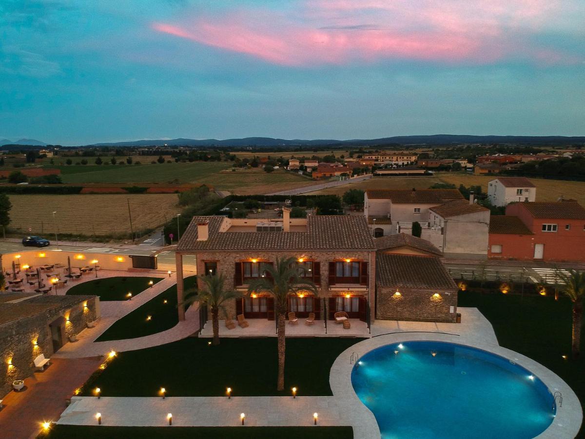 Vilacolum Hotel Aires De L'Emporda מראה חיצוני תמונה