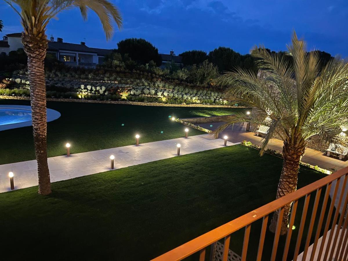 Vilacolum Hotel Aires De L'Emporda מראה חיצוני תמונה