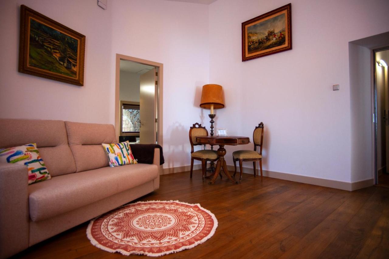 Vilacolum Hotel Aires De L'Emporda מראה חיצוני תמונה