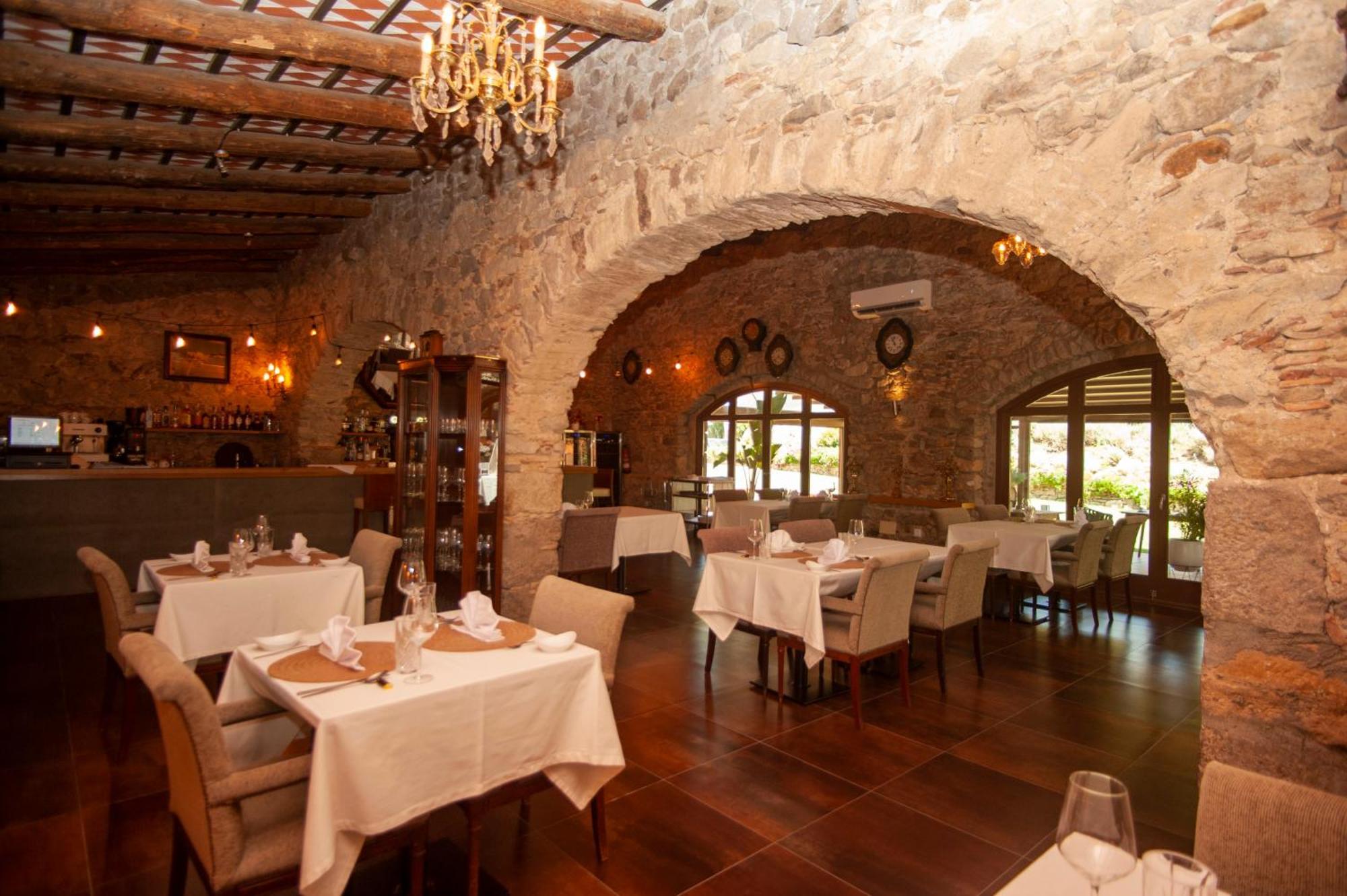 Vilacolum Hotel Aires De L'Emporda מראה חיצוני תמונה